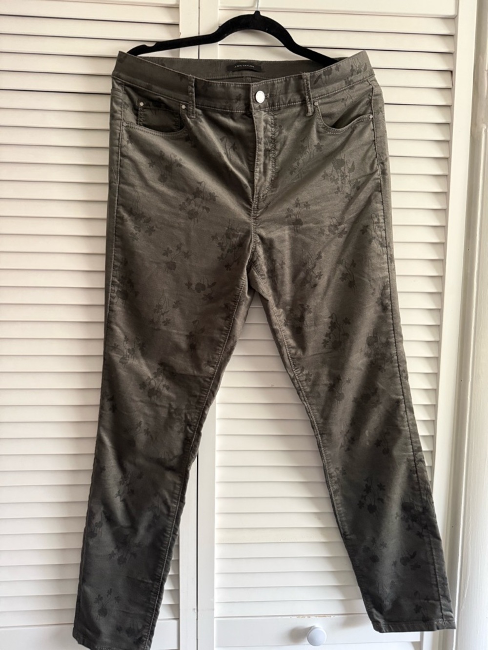 Ann Taylor Olive Green Velvet Skinny Jeans
